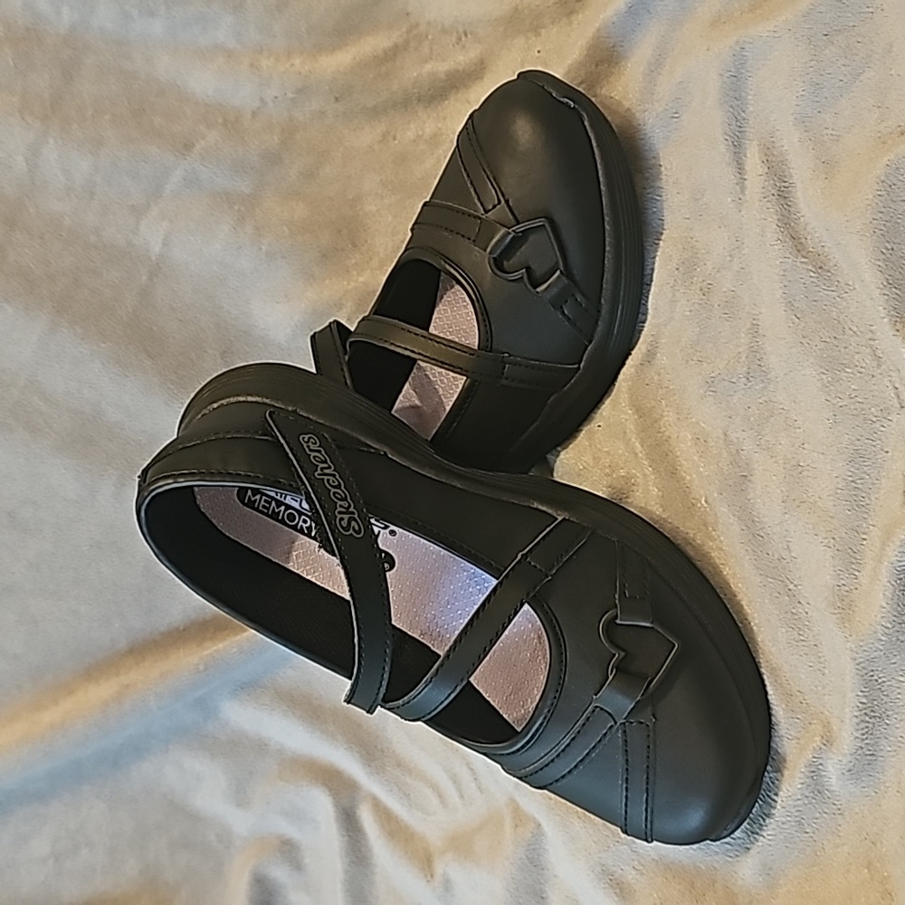 Girls Sketchers Mary Jane's with Memory Foam Size 2.5